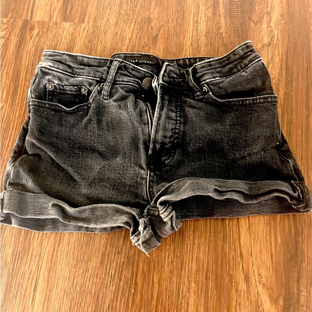 Free assembly black jean shorts